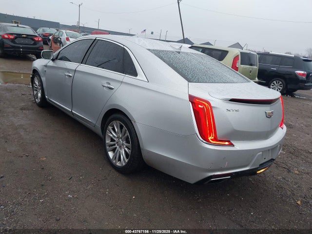2018 CADILLAC XTS 2G61M5S36J9128332 Photo 2
