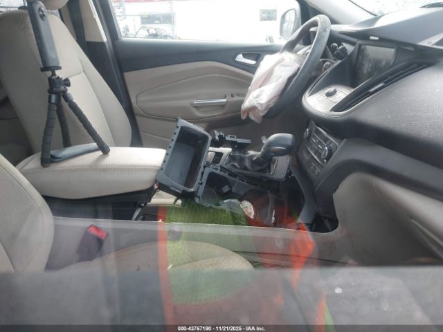 2019 FORD ESCAPE 1FMCU9G93KUB83296 Photo 4