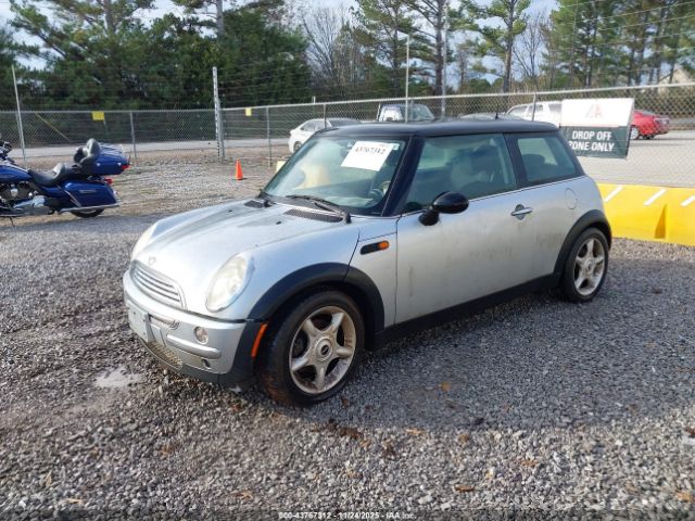 2003 MINI COOPER WMWRC33433TC47448 Photo 1