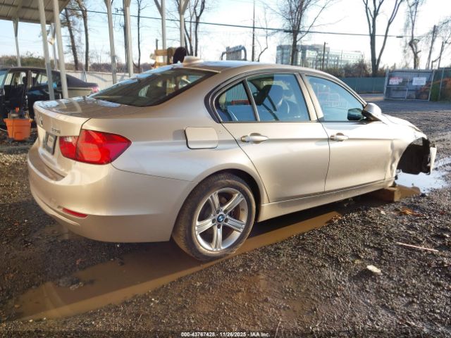 2013 BMW 320I WBA3C3C50DF982531 Photo 3