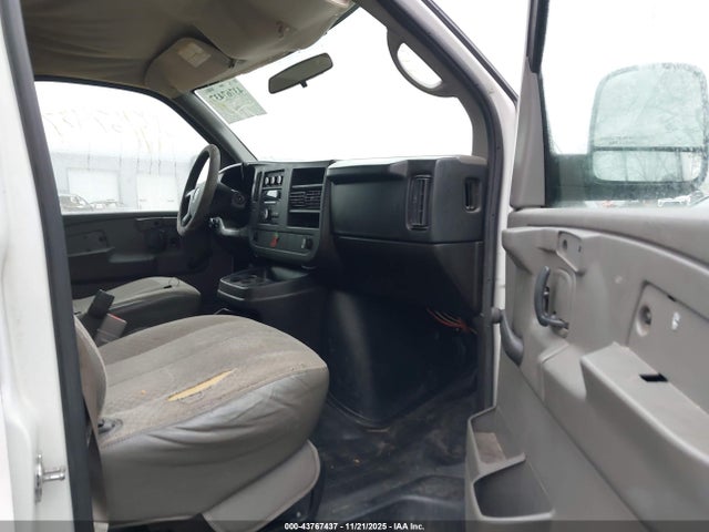 43767437 :رقم المزاد ، 1GTGG25C191127307 vin ، 2009 Gmc Savana 2500 Work Van مزاد بيع