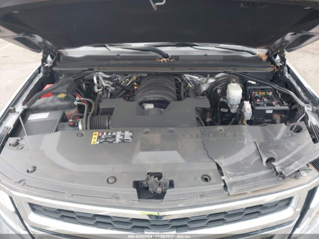 2018 CHEVROLET SUBURBAN 1GNSKHKC5JR322002 Photo 9
