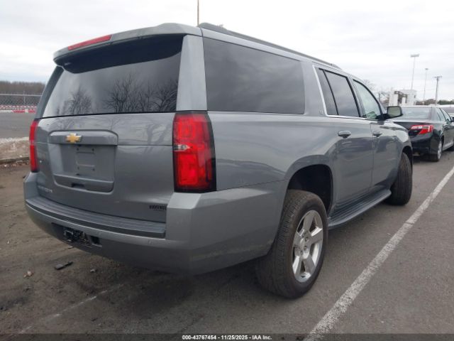 2018 CHEVROLET SUBURBAN 1GNSKHKC5JR322002 Photo 3