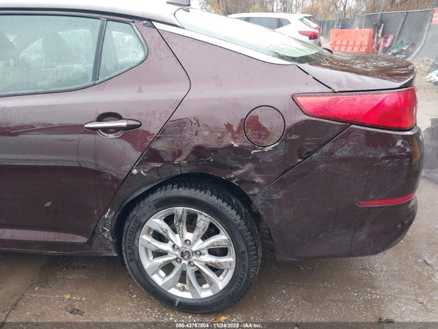 Auction sale of the 2015 Kia Optima Lx, vin: 5XXGM4A71FG412859, lot number: 43767504