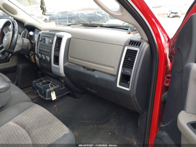 43767527 :رقم المزاد ، 1D7RV1GT3BS519393 vin ، 2011 Ram Ram 1500 Slt مزاد بيع