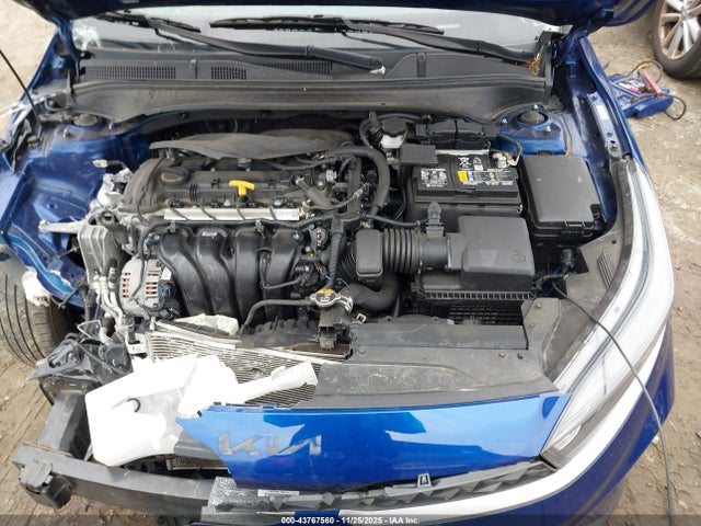 43767560 :رقم المزاد ، 3KPF24AD7PE531582 vin ، 2023 Kia Forte Lxs مزاد بيع