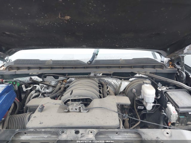 1GCVKREC6JZ194182 Chevrolet Silverado 1500 1lt