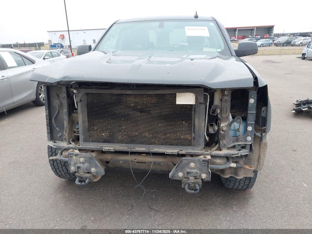 1GCVKREC6JZ194182 Chevrolet Silverado 1500 1lt