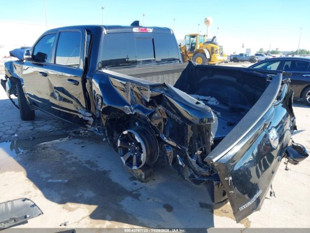 2021 RAM 1500 1C6SRFFT0MN771612 Photo 2