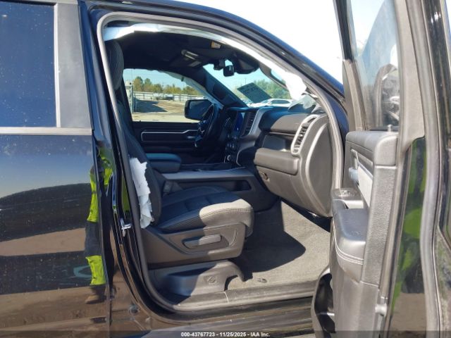 2021 RAM 1500 1C6SRFFT0MN771612 Photo 4