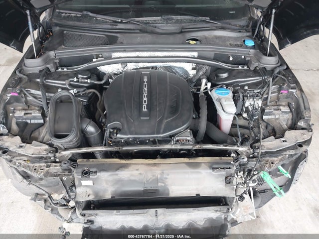 2018 PORSCHE MACAN WP1AA2A50JLB18958 Photo 9