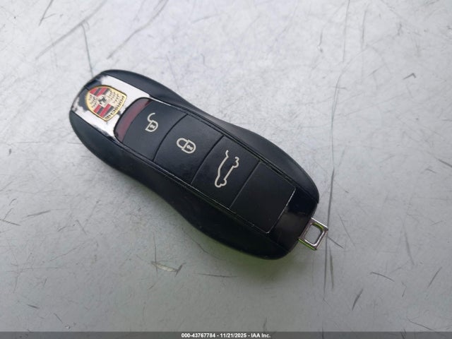 2018 PORSCHE MACAN WP1AA2A50JLB18958 Photo 10