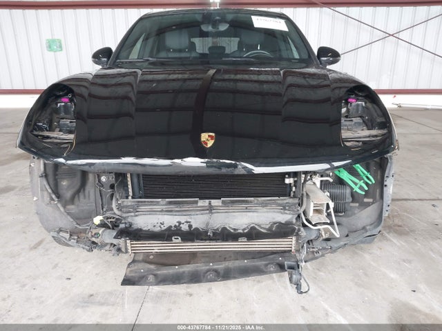 2018 PORSCHE MACAN WP1AA2A50JLB18958 Photo 5