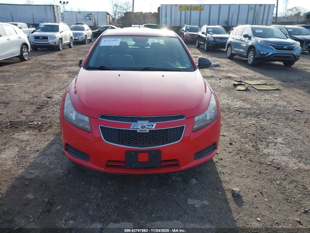1G1PA5SG6E7244519 Chevrolet Cruze Ls Auto