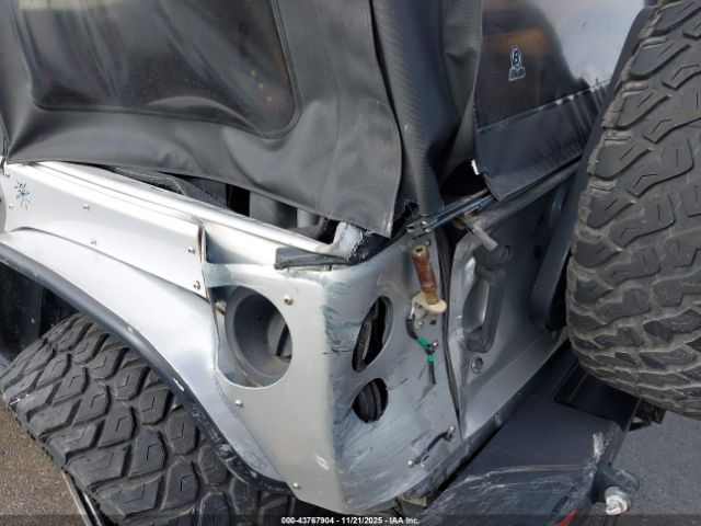 2008 JEEP WRANGLER 1J4GA69148L545729 Photo 5