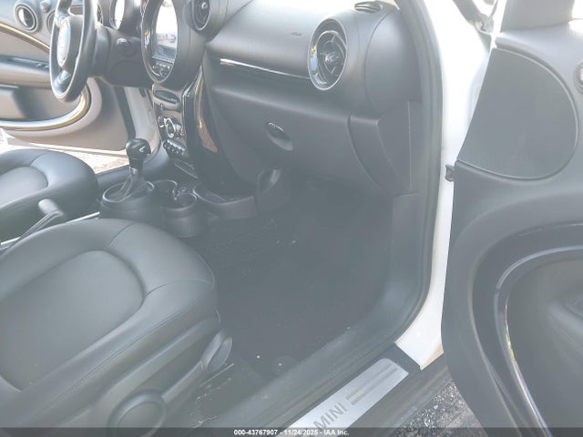 2013 MINI COUNTRYMAN WMWZB3C5XDWM09567 Photo 4