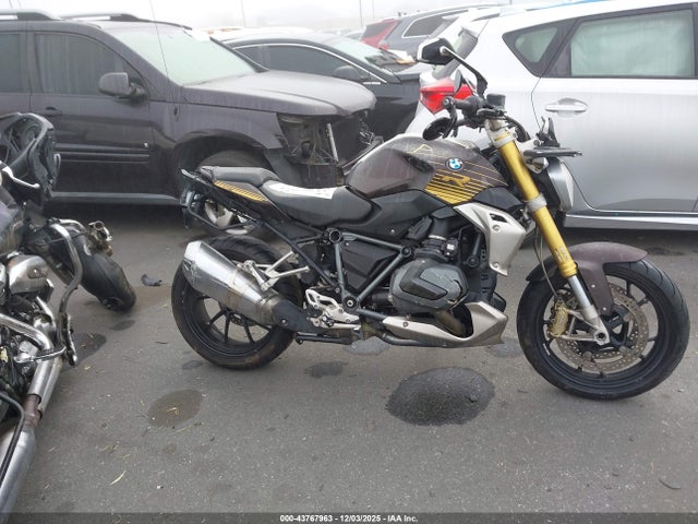 2020 BMW R 1250 WB10J730XLZG69944 Photo 7