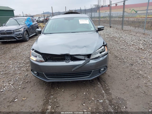 2012 Volkswagen Jetta 2.0l Tdi მანქანა იყიდება აუქციონზე, vin: 3VW3L7AJ4CM418693, აუქციონის ნომერი: 43767976