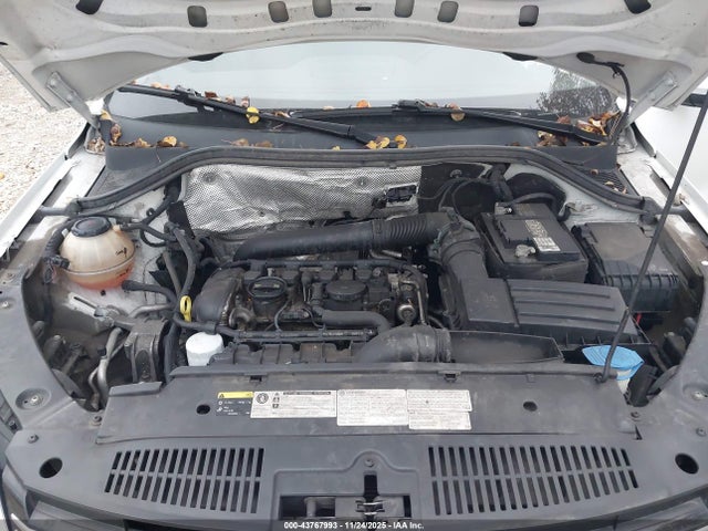 43767993 :رقم المزاد ، WVGBV7AX8HK047237 vin ، 2017 Volkswagen Tiguan 2.0t/2.0t S مزاد بيع
