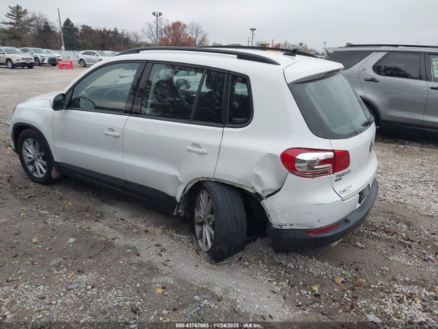43767993 :رقم المزاد ، WVGBV7AX8HK047237 vin ، 2017 Volkswagen Tiguan 2.0t/2.0t S مزاد بيع