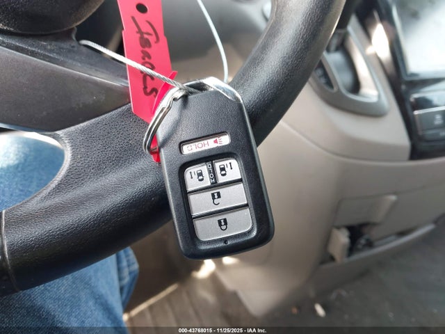 Продаж на аукціоні авто 2015 Honda Odyssey Ex, vin: 5FNRL5H40FB095544, номер лоту: 43768015