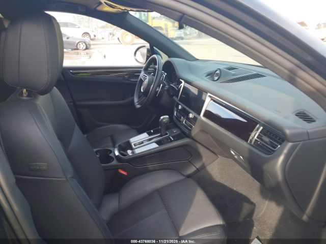 2025 PORSCHE MACAN WP1AA2A57SLB02046 Photo 4
