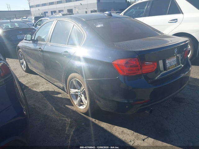WBA3B1C58FK137718 BMW 320i