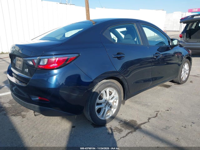 3MYDLBZV0GY140893 Scion IA