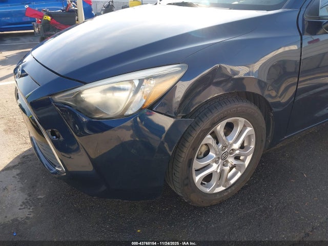 3MYDLBZV0GY140893 Scion IA