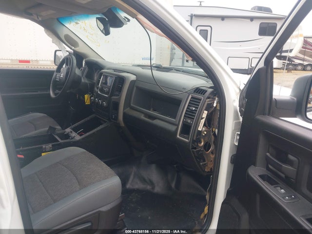 Продаж на аукціоні авто 2019 Ram 1500 Classic Tradesman  4x4 5'7 Box, vin: 1C6RR7KT9KS667824, номер лоту: 43768156