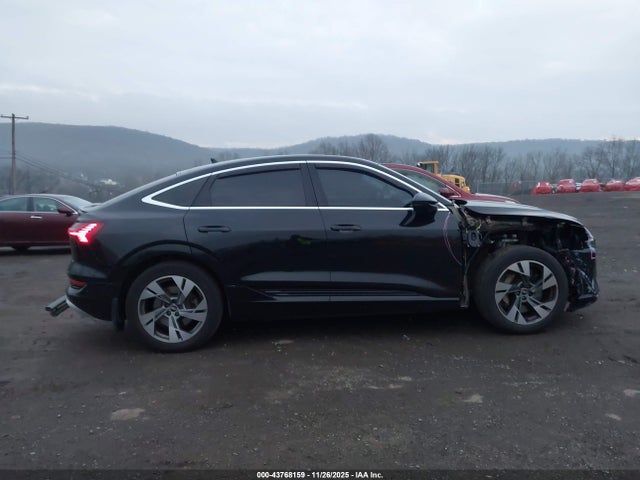 43768159 :رقم المزاد ، WA13AAGE9MB026697 vin ، 2021 Audi E-tron Sportback Prestige Quattro مزاد بيع