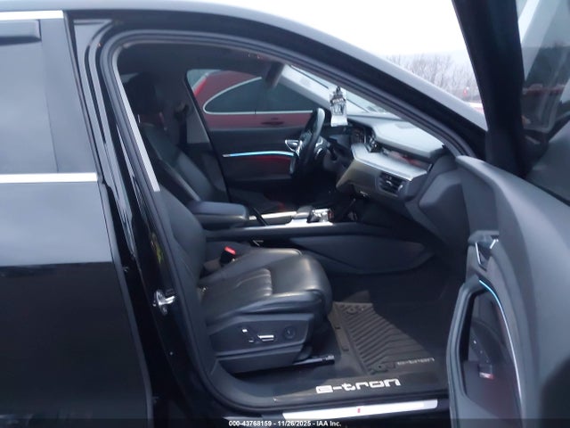 43768159 :رقم المزاد ، WA13AAGE9MB026697 vin ، 2021 Audi E-tron Sportback Prestige Quattro مزاد بيع