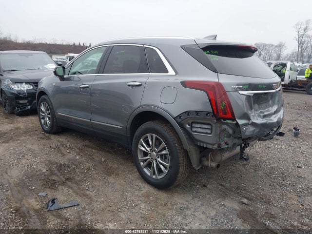 2021 CADILLAC XT5 1GYKNDRSXMZ145533 Photo 2