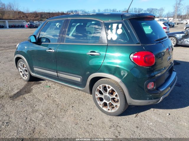 2014 FIAT 500L ZFBCFADH7EZ018955 Photo 2