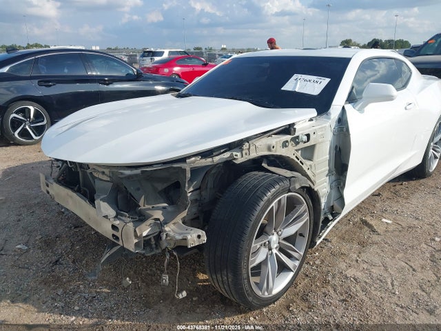 2018 CHEVROLET CAMARO 1G1FB1RS9J0142193 Photo 5