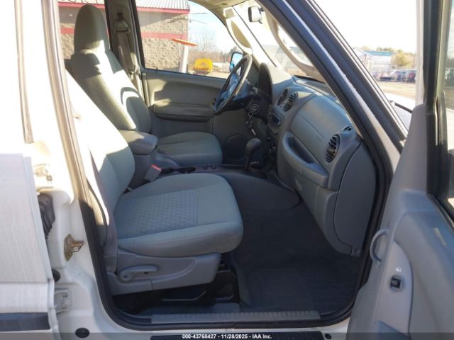 2006 JEEP LIBERTY 1J4GL48K16W231296 Photo 4