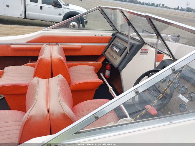 43768443 :رقم المزاد ، CBC47139M78L vin ، 1978 Chrysler Boat مزاد بيع