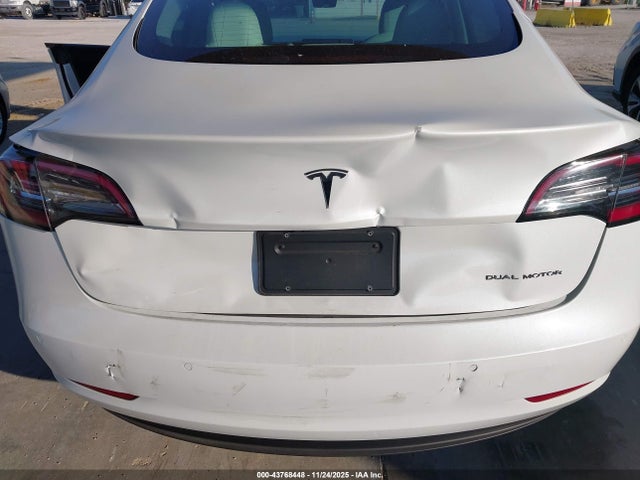 2022 TESLA MODEL 3 5YJ3E1EB2NF194649 Photo 5