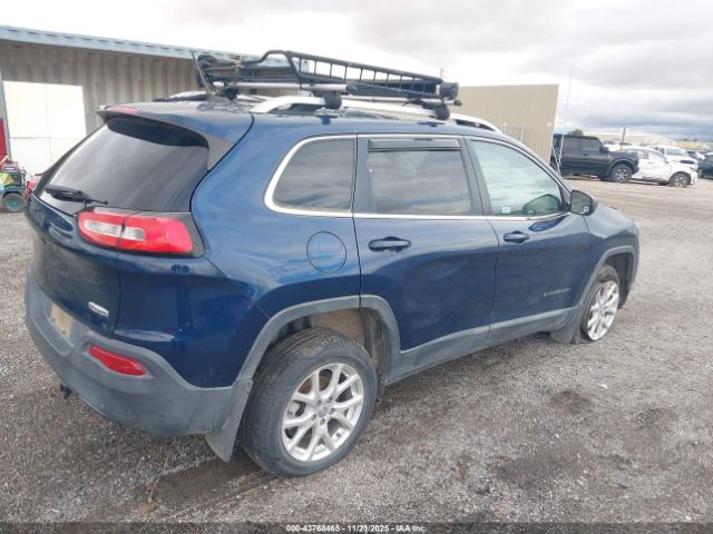 2018 JEEP CHEROKEE 1C4PJLCB3JD563645 Photo 3