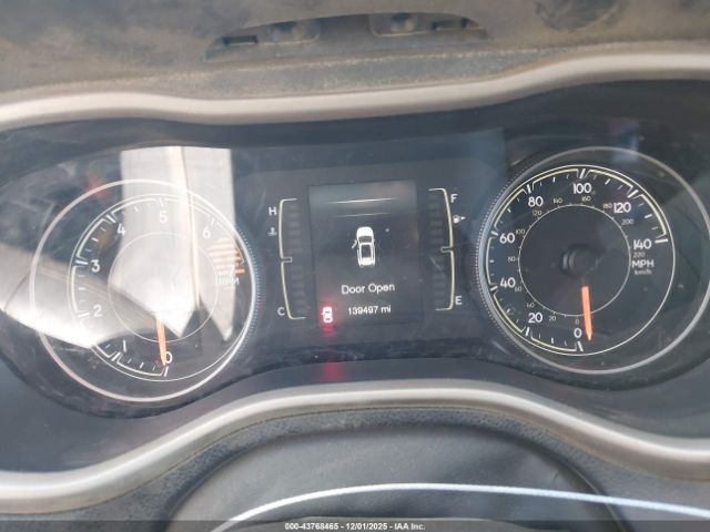 2018 JEEP CHEROKEE 1C4PJLCB3JD563645 Photo 6