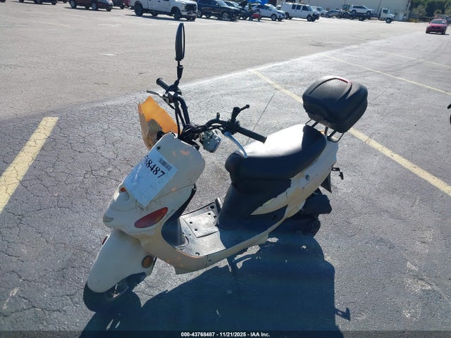 Jblc 50cc 2016 L2BB9NCC3GB712089 Image 2