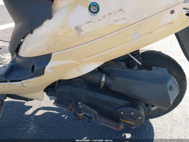 Jblc 50cc 2016 L2BB9NCC3GB712089 Image 9