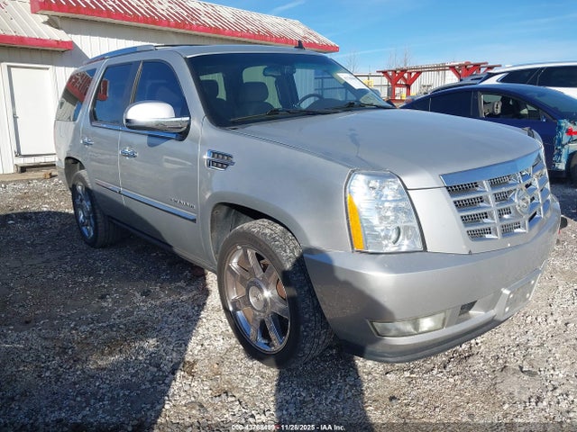 2011 CADILLAC ESCALADE 1GYS4CEF5BR185330 Photo 0