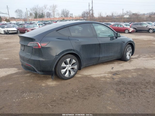 2023 TESLA MODEL Y 7SAYGAEE4PF769656 Photo 3