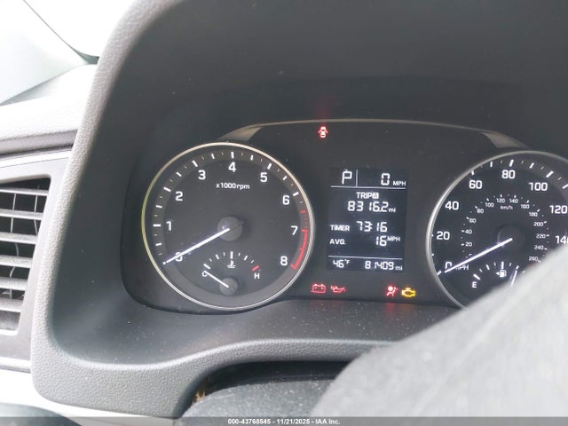 KMHD74LFXHU412737 Hyundai ELANTRA SE