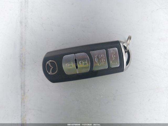 2017 MAZDA MAZDA6 JM1GL1U53H1143015 Photo 10