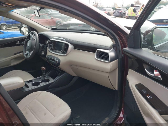 5XYPG4A51KG552700 KIA Sorento 3.3l Lx