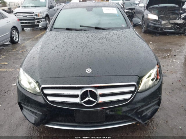 Mercedes-Benz E 300 2018 WDDZF4JB4JA488576 Image 13