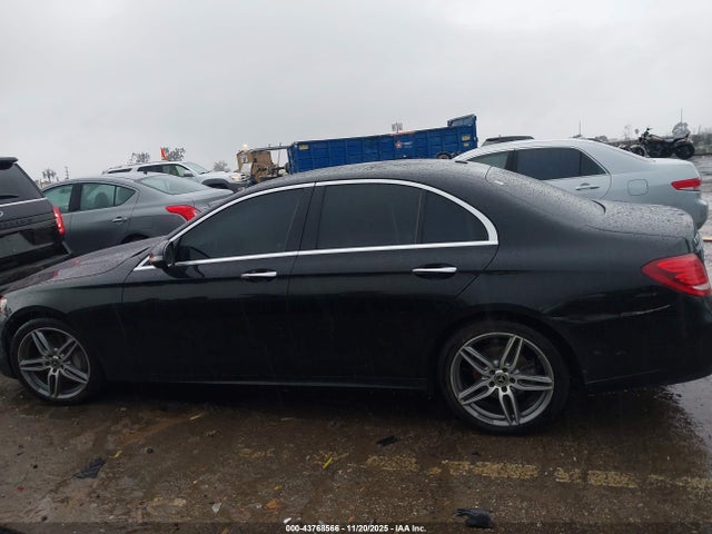 Mercedes-Benz E 300 2018 WDDZF4JB4JA488576 Image 15