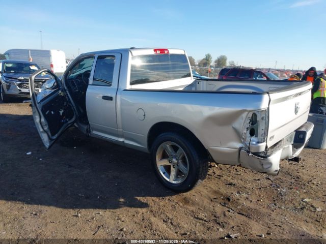 2013 RAM 1500 1C6RR7FT6DS638665 Photo 2